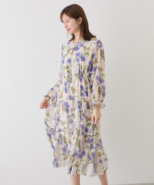 Jayro(ジャイロ)の「フリルネック花柄ワンピース(ワンピース・レディース・ホワイト系その他2・FREE)」の6枚目の写真