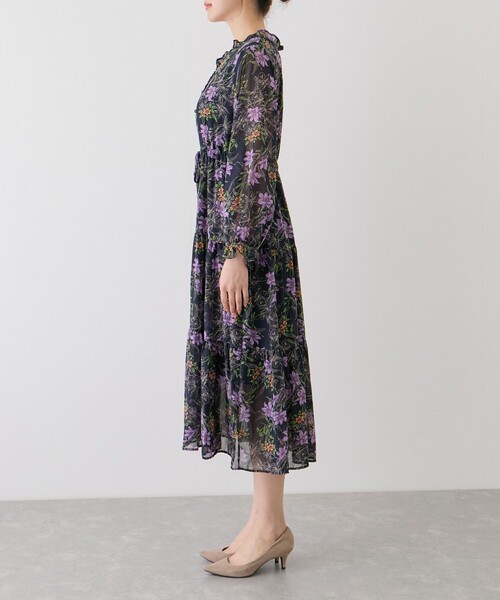 Jayro(ジャイロ)の「フリルネック花柄ワンピース(ワンピース・レディース・ホワイト系その他2・FREE)」の21枚目の写真