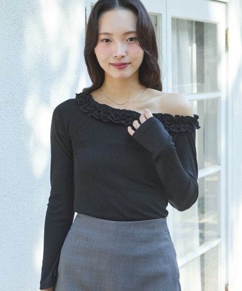 krahe(クレーエ)の「フリルネックシアーロングスリーブトップス(Tシャツ/カットソー・レディース・ホワイト/イエロー/ブラック/グレー・FREE)」の2枚目の写真