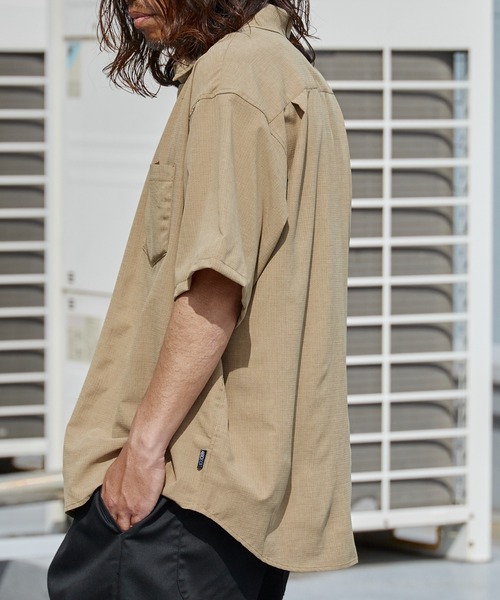 ROOPTOKYO（ループトウキョウ）の「機能素材半袖シャツ 多機能 2026年春夏（シャツ/ブラウス・メンズ・ホワイト/ブラック/カーキブラウン・M/L）」の15枚目の写真