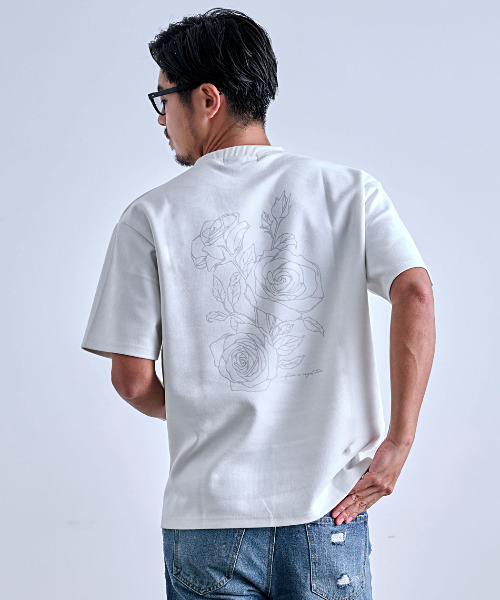 CavariA(キャバリア)の「『CavariA/キャバリア』クルーネック フェイクスウェード花半袖Tシャツ(Tシャツ/カットソー・メンズ・ブラック/オフホワイト・L/M)」の4枚目の写真
