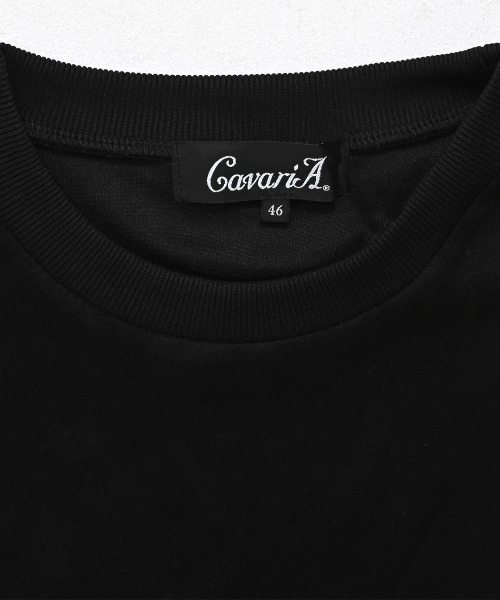 CavariA(キャバリア)の「『CavariA/キャバリア』クルーネック フェイクスウェード花半袖Tシャツ(Tシャツ/カットソー・メンズ・ブラック/オフホワイト・L/M)」の13枚目の写真