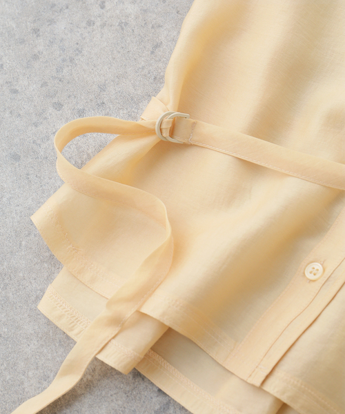 LOW CLASSIC(ロウ クラシック)の「【LOW CLASSIC/ロウ クラシック】 SEE-THROUGH SHIRRED BACK BLO(シャツ/ブラウス・レディース・イエロー・MEDIUM)」の8枚目の写真
