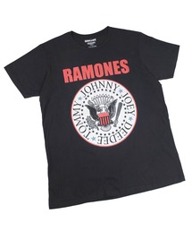 ROCK-OFF（ロックオフ）の「【ROCK-OFF】【PREMIUM】RAMONES HEY HO T-SHIRTS（Tシャツ/カットソー）」