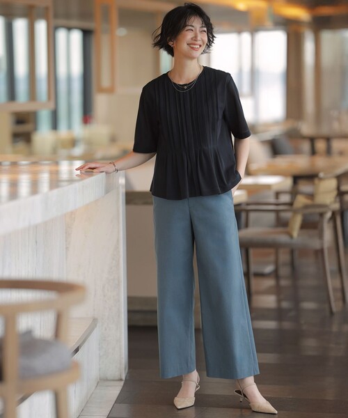 J.PRESS(ジェイプレス)の「シアードライトリコット フレアタック カットソー(Tシャツ/カットソー・レディース・ライトグリーン系/ブラウン系/ライトグレー系/ネイビー系・T15/T13)」の5枚目の写真