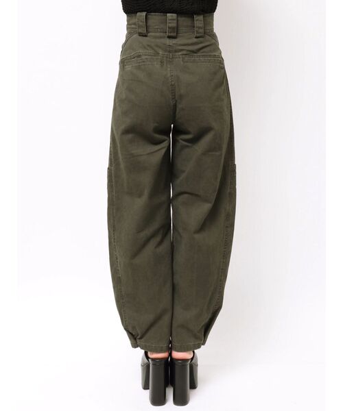MURUA(ムルーア)の「パッチポケットバレルレッグパンツ 夏服(その他パンツ・レディース・ブラウン/カーキ・2/1)」の15枚目の写真