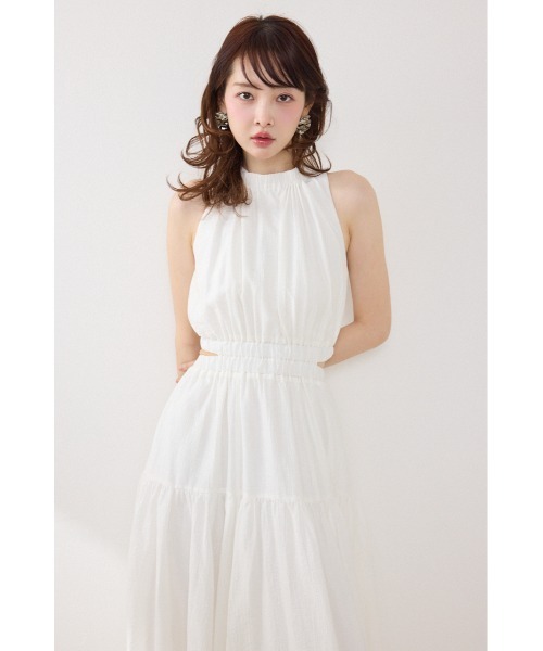 rienda(リエンダ)の「【AKB48 伊藤百花さん着用・女神ワンピース】ホルターネックギャザーフレアワンピース 夏服(ワンピース・レディース・グレー系その他/マルチ/アイボリー/ブラック/ホワイト系その他/ピンク・SMALL/MEDIUM)」の11枚目の写真