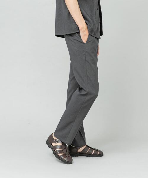 URBAN RESEARCH ROSSO MEN(アーバンリサーチロッソメン)の「『セットアップ対応』『防シワ』サマーウール調ストレートスラックス(その他パンツ・メンズ・ベージュ/ブラック/グレー・MEDIUM/LARGE)」の19枚目の写真