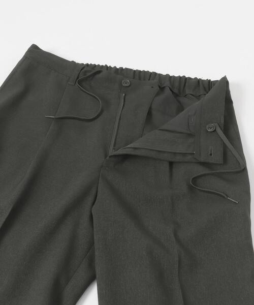 URBAN RESEARCH ROSSO MEN(アーバンリサーチロッソメン)の「『セットアップ対応』『防シワ』サマーウール調ストレートスラックス(その他パンツ・メンズ・ベージュ/ブラック/グレー・MEDIUM/LARGE)」の5枚目の写真