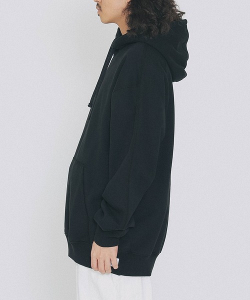styles(スタイルス)の「Reigning Champ MIDWEIGHT TERRY RELAXED HOODIE RC-3719(パーカー・メンズ・ブラック/グレー・M/L)」の6枚目の写真