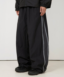 bounDary（バウンダリー）の「サイド配色テープナイロントラックパンツ[ブラック]（スウェットパンツ）」