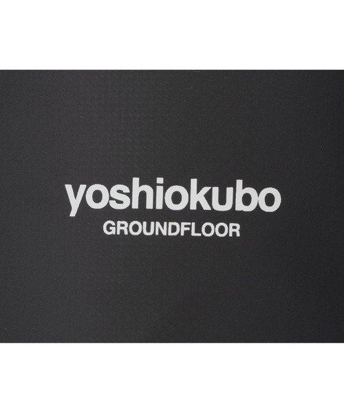 yoshiokubo(ヨシオクボ)の「yoshiokubo ヨシオクボ / Shark Bag 5L 防水ショルダーバッグ / YEF23904(トートバッグ・メンズ・ブラック・FREE)」の4枚目の写真