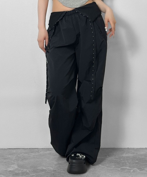 FOLLOWIN（フォロウィン）の「【 UNISEX 】フックデザインルーズワイドパンツ（スウェットパンツ・レディース・ブラック/グレー/カーキ・FREE）」の16枚目の写真