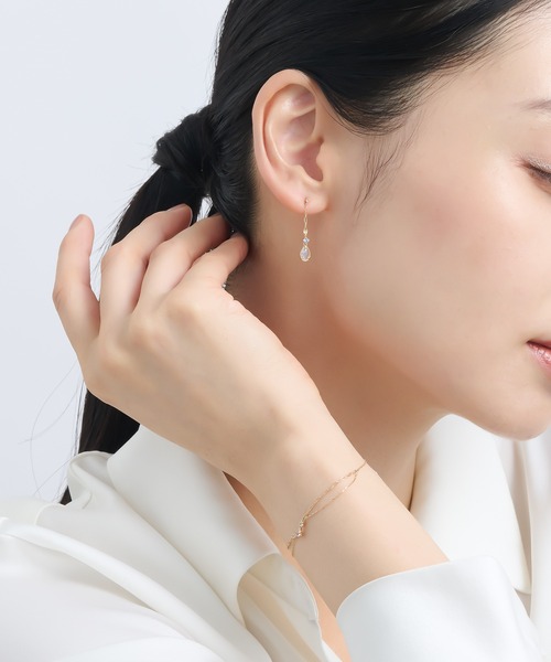 festaria bijou SOPHIA(フェスタリアビジュソフィア)の「K10YG ブルームーンストーン・タンザナイト ピアス(ピアス(両耳用)・レディース・イエローゴールド・ONE SIZE)」の6枚目の写真