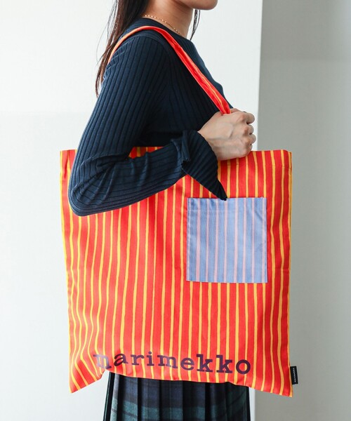 marimekko(マリメッコ)の「marimekko / piccolo トートバッグ(トートバッグ・レディース・ネイビー/オレンジ・ONE SIZE)」の13枚目の写真