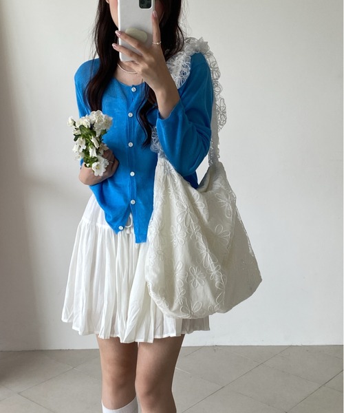 NoBelle(ノベル)の「花柄フリルショルダーバック 肩掛けバック/トートバック(ショルダーバッグ・レディース・ブラック/ブルー/ホワイト・FREE)」の2枚目の写真