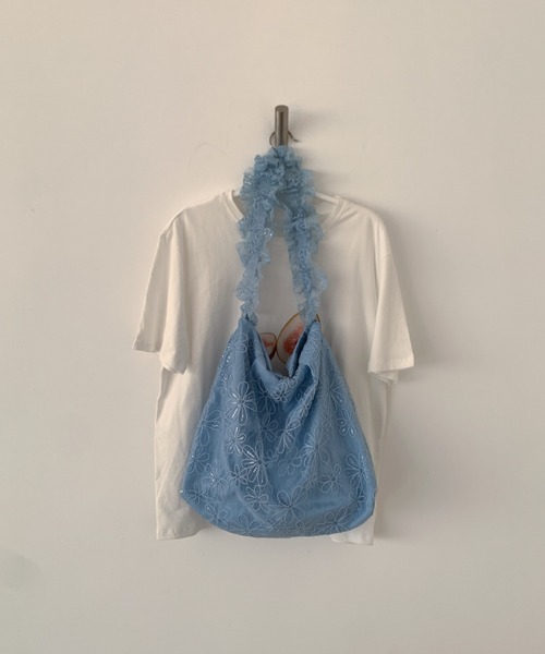 NoBelle(ノベル)の「花柄フリルショルダーバック 肩掛けバック/トートバック(ショルダーバッグ・レディース・ブラック/ブルー/ホワイト・FREE)」の15枚目の写真