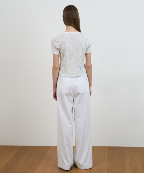DEHEVE（デヘヴェ）の「Flower Lace T-shirt [Ivory]（Tシャツ/カットソー・レディース・アイボリー・OS）」の9枚目の写真
