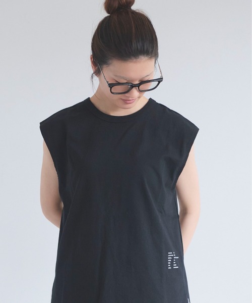 I am I in fact...(アイアムアイインファクト)の「ROOIBOS TEE(Tシャツ/カットソー・レディース・ホワイト×ブラック/ブラック/ホワイト・FREE)」の1枚目の写真