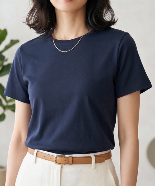 Belta attrice(ベルタアトリーチェ)の「【接触冷感】ハイツイストコットン フライス編み クルーネック Tシャツ 薄手インナー/半袖(Tシャツ/カットソー・レディース・ホワイト/グレー/カーキ/ブルー/ダークネイビー/ラベンダー/イエロー/スモークピンク/ダークオレンジ/ブラック・FREE)」の1枚目の写真