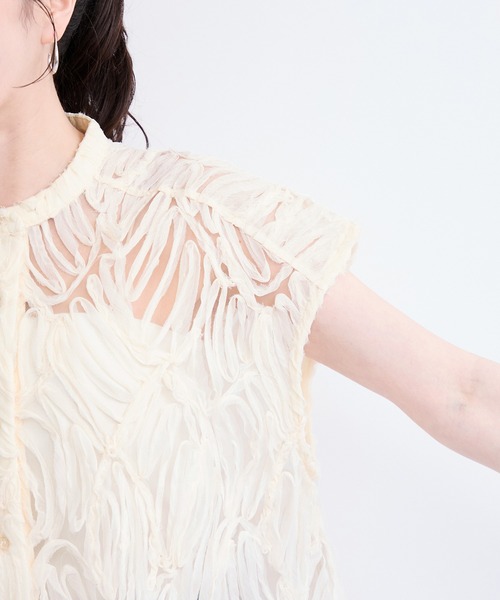 le cercle ADAM ET ROPE'（ルセルクルアダムエロペ）の「バテンレースブラウス（シャツ/ブラウス・レディース・ブラック/オフホワイト/ベージュ系その他2・FREE）」の8枚目の写真
