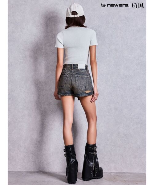 GYDA(ジェイダ)の「ハイウエストWRAPスカートライクデニムショートパンツ(デニムパンツ・レディース・インディゴブルー/ライトブルー/ブルー・SMALL/MEDIUM)」の13枚目の写真