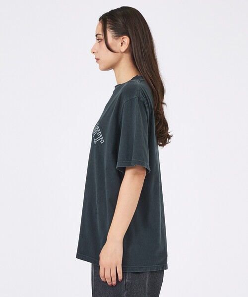 REMI RELIEF(レミレリーフ)の「【REMI RELIEF / レミレリーフ】SP加工 / VERMONT ロゴTシャツ / ユニセックス(Tシャツ/カットソー・メンズ・オフホワイト/ブラック/イエロー・M/L/XL)」の5枚目の写真