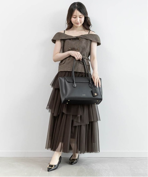 RANDA(ランダ)の「3E幅広 ゴールドパーツポインテッドフラットパンプス(パンプス・レディース・アイボリー/ダークブラウン/ブラック・22.5/24.5/23/22/24/23.5/25/25.5)」の9枚目の写真