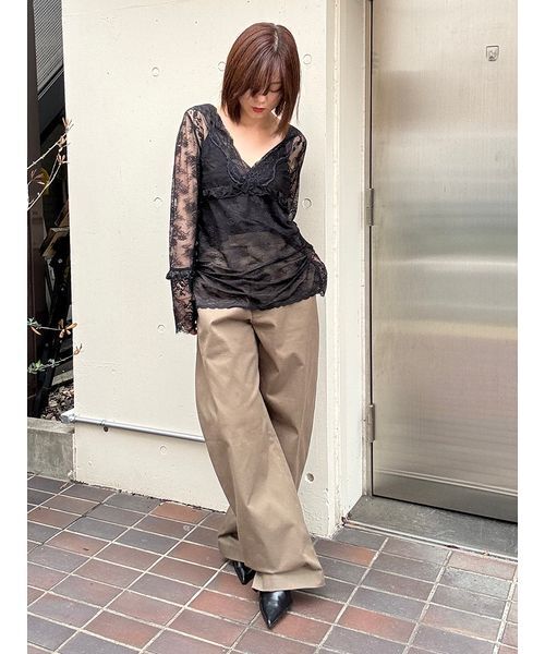 Henon.(ヘノン)の「カーブコットントラウザーパンツ(その他パンツ・レディース・カーキ/ブラック・36/38)」の12枚目の写真