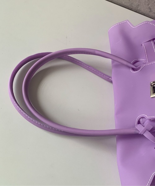 pyornim（ピョルニム）の「【5色展開】Jelly bag　カラフル ジェリーバッグ　ハンドバッグ　トートバッグ（ハンドバッグ・レディース・ミント/ピンク/ターコイズブルー/ホワイト/パープル・F）」の9枚目の写真