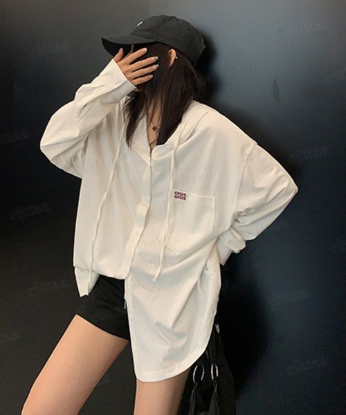 Dalfwin(ダールフィン)の「韓国ファッション OISIS刺繍ロゴ入りフード付き長袖シャツ(Tシャツ/カットソー・レディース・ホワイト/グレー・FREE)」の3枚目の写真