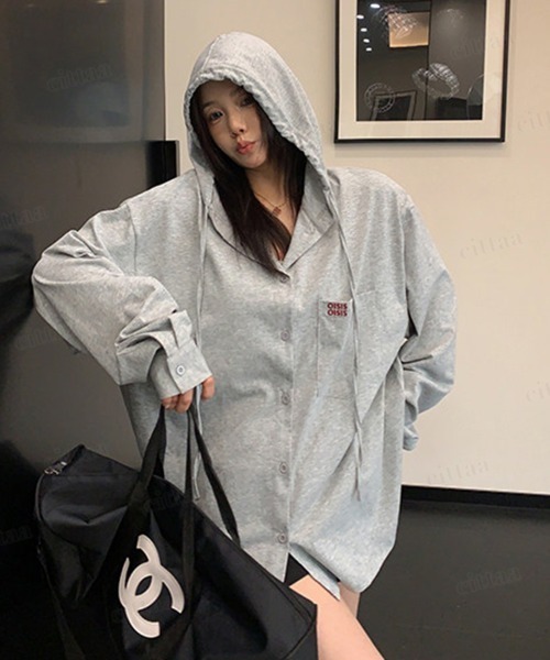 Dalfwin(ダールフィン)の「韓国ファッション OISIS刺繍ロゴ入りフード付き長袖シャツ(Tシャツ/カットソー・レディース・ホワイト/グレー・FREE)」の13枚目の写真