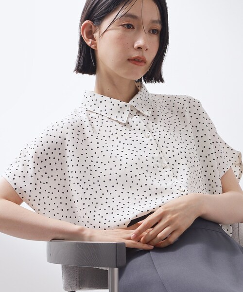 THE SHOP TK （ザ ショップ ティーケー ）の「大人のためのドット柄 襟付きブラウス（シャツ/ブラウス・レディース・アイボリー系/ダークブラウン系/ブラック系・12/13）」の3枚目の写真