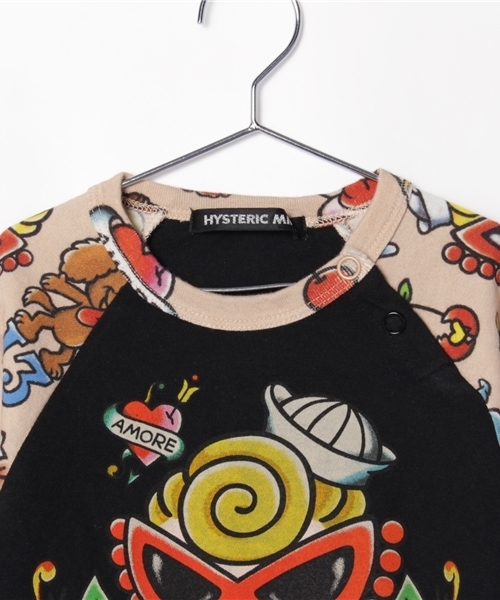 HYSTERIC MINI（ヒステリックミニ）の「BABY TATOO総柄ViscotexラグランロングTシャツ（Tシャツ/カットソー・キッズ・ホワイト/ブラック/ベージュ・90）」の9枚目の写真