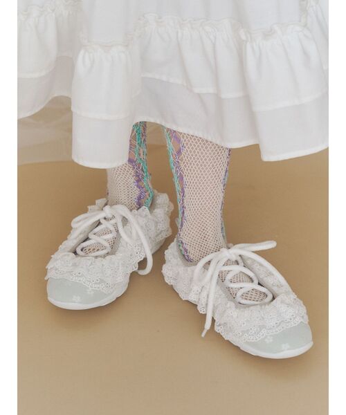 merry jenny(メリージェニー)の「Frill Ballet Sneakers(スニーカー・レディース・ミント/ブラック/オフホワイト・LARGE/MEDIUM)」の6枚目の写真
