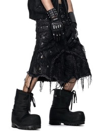 RICH（リッチ）の「【RICH】VAMP BLACK WAXED SHORT / 【RICH】ワックスコーティングアイレットダブルウエストダメージハーフパンツ（デニムパンツ）」