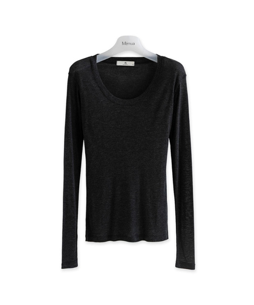 MEMUA（メムア）の「シスレイヤードUネックTシャツ(グレー)（Tシャツ/カットソー・レディース・ホワイト/ブラック/チャコール/グレー/ブラウン/ベージュ・FREE）」の4枚目の写真