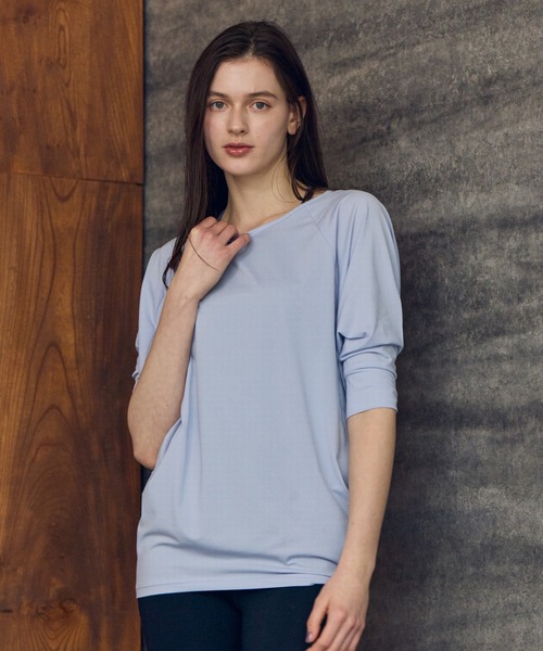 Julier Yoga and Relax(ジュリエヨガアンドリラックス)の「Julier (定番)ライトプライム ハーフスリーブプルオーバー(Tシャツ/カットソー・レディース・ブルー/ホワイト/ネイビー・FREE)」の3枚目の写真