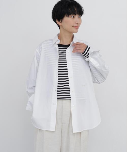human woman(ヒューマンウーマン)の「◆【名品アップデート!】オーバーサイズベーシックシャツ(シャツ/ブラウス・レディース・ホワイト/ブルー系その他3・MEDIUM)」の2枚目の写真