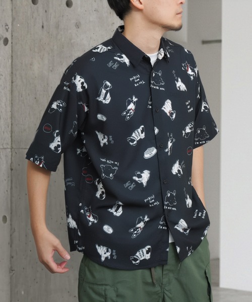 NILWAY(ニルウェイ)の「総柄アニマルプリントシャツ オープンカラーシャツ イヌ/ネコ(シャツ/ブラウス・メンズ・ホワイト/ホワイト系/ブラック/ネイビー系/ブラック系・X-LARGE/LARGE/MEDIUM)」の4枚目の写真