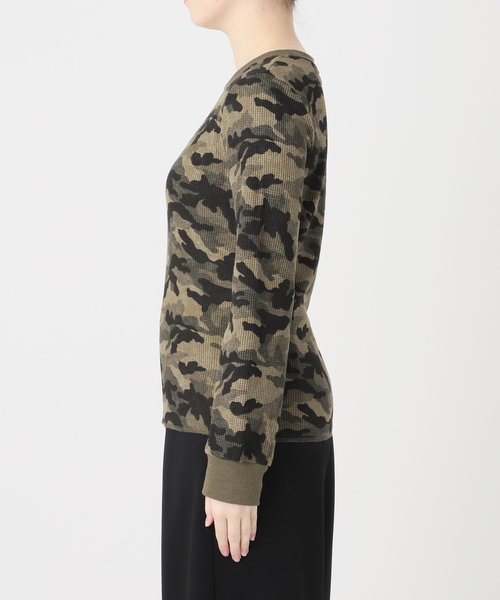 JOINT WORKS(ジョイントワークス)の「スリムフィット カモ サーマル ロンT / J Slim Camo Thermal L/S(Tシャツ/カットソー・レディース・カーキ/ピンク・SMALL/MEDIUM)」の4枚目の写真