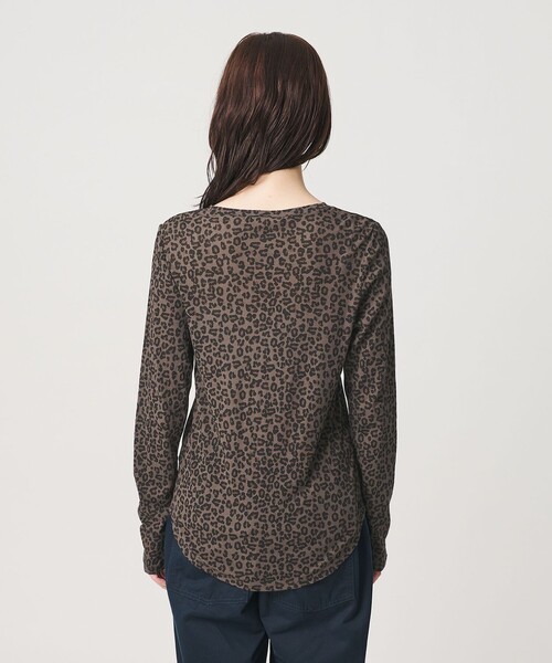 BEAUTY&YOUTH UNITED ARROWS(ビューティーアンドユースユナイテッドアローズ)の「コットン レオパードプリント ロングスリーブ シアーカットソー(Tシャツ/カットソー・レディース・オフホワイト/ダークブラウン・FREE)」の7枚目の写真