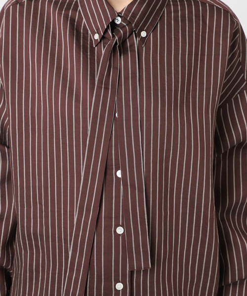 U by SPICK&SPAN（ユーバイスピックアンドスパン）の「ボタンダウンボウタイシャツ（シャツ/ブラウス・レディース・ブラウン/カーキ/パープル・FREE）」の8枚目の写真
