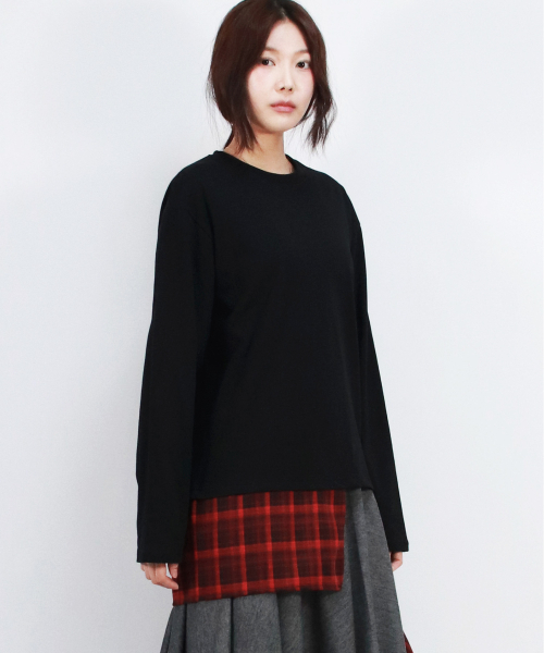 DEMARC(ドゥマーク)の「Layered Checkered Wrap Long Sleeve T-shirt Black(Tシャツ/カットソー・レディース・ブラック・FREE)」の3枚目の写真