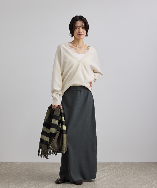 SALON adam et rope'（サロン アダム エ ロペ）の「【WEB限定】コットンリブニットナロースカート（スカート・レディース・ブラウン/ブラック/グレー・FREE）」の6枚目の写真