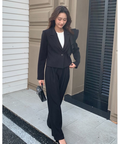 BIRTHDAY BASH(バースデイバッシュ)の「TEAGAN WAIST COLOR TUCK PANTS(ティーガン ウエストカラータックパンツ)(スラックス・レディース・グレー/ネイビー/ブラック・M/S/L)」の18枚目の写真