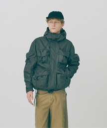 MAISON CLUB(���]���N���u)�́yMAISON CLUB�zTech Hunting Mountain Parka / �e�b�N�n���e�B���O�}�E���e���p�[�J�[ SNF(�}�E���e���p�[�J�[)