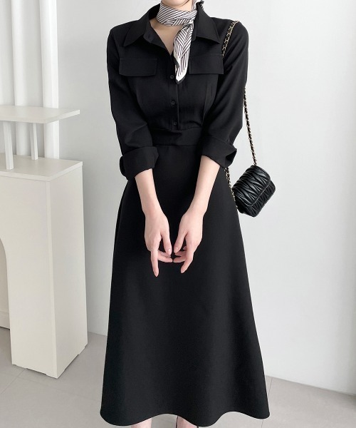 Aelina(エリナ)の「長袖襟付きバックシャーリングティアードワンピース(ワンピース・レディース・ブラック/モカ・FREE)」の8枚目の写真
