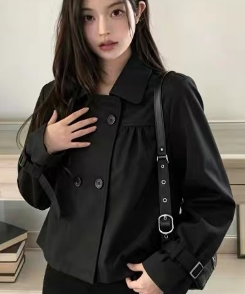 ViViDAY(ビビデー)の「ショート丈ダブルブレストトレンチジャケット(トレンチコート・レディース・アイボリー/ブラック・M)」の20枚目の写真