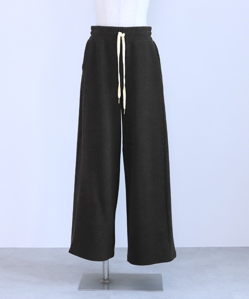 reca(レカ)の「カシミアタッチスムースワイドパンツ(その他パンツ・レディース・グレー/ブラウン/スミクロ/ベージュ・M)」の2枚目の写真